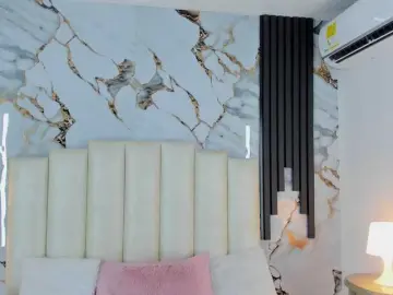 Lilithmars69  live sex cam