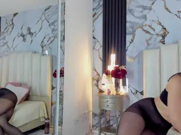 Lilithmars69  live sex cam