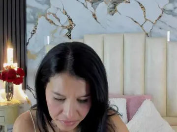 Lilithmars69  live sex cam