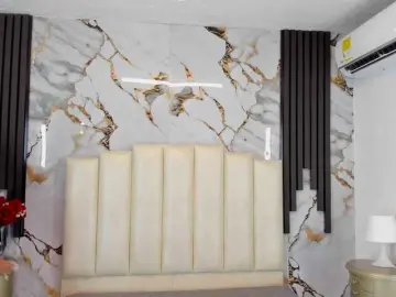 Lilithmars69  live sex cam