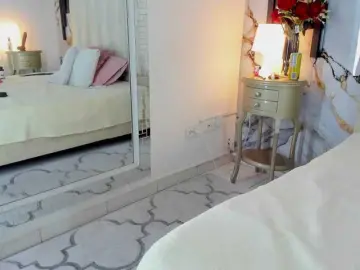 Lilithmars69  live sex cam