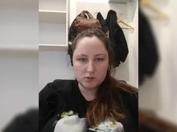 Suzanna3  live sex cam