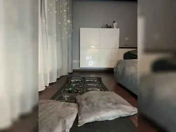 Babyymommyanddadyy  live sex cam