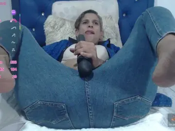 Maturebriana20  live sex cam