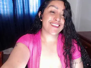 Pepiitaa-pexx  live sex cam
