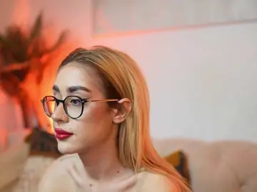 AileenKiss  live sex cam