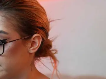 AileenKiss  live sex cam