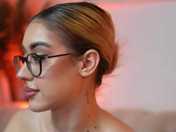 AileenKiss  live sex cam