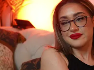 AileenKiss  live sex cam