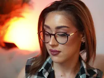 AileenKiss  live sex cam