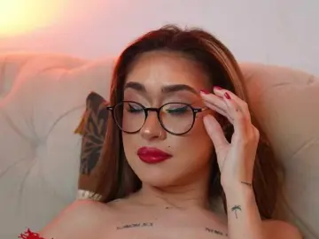AileenKiss  live sex cam