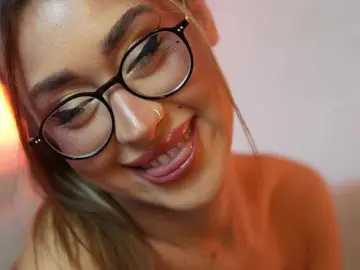 AileenKiss  live sex cam