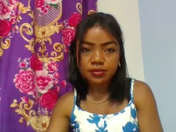 Elyah1a  live sex cam