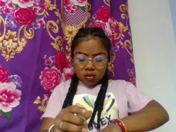 Elyah1a  live sex cam