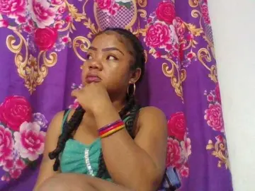 Elyah1a  live sex cam