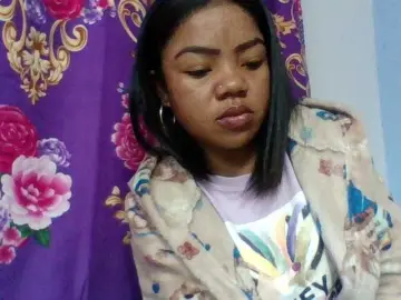 Elyah1a  live sex cam