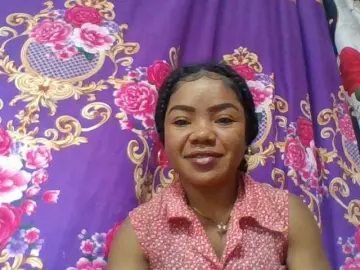 Elyah1a  live sex cam