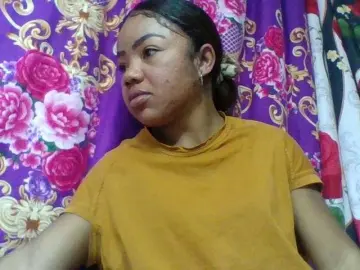 Elyah1a  live sex cam
