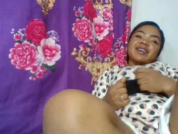 Elyah1a  live sex cam