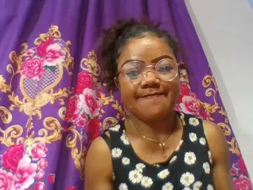 Elyah1a  live sex cam