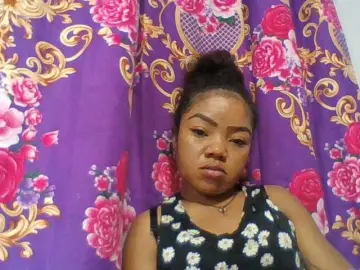 Elyah1a  live sex cam