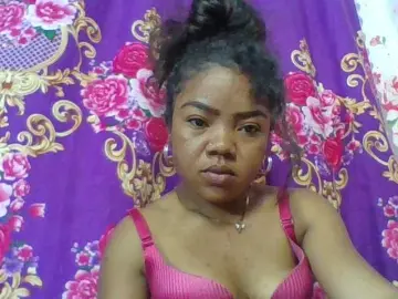 Elyah1a  live sex cam