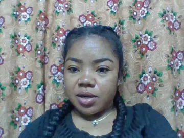 Elyah1a  live sex cam