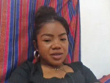 Elyah1a  live sex cam
