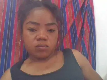 Elyah1a  live sex cam