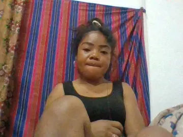 Elyah1a  live sex cam