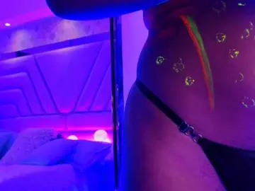 IvyRain  live sex cam