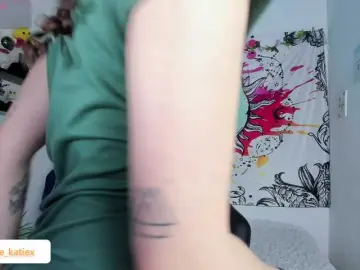 Just-katiex  live sex cam