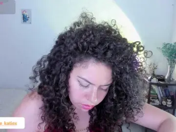 Just-katiex  live sex cam