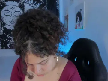 Just-katiex  live sex cam