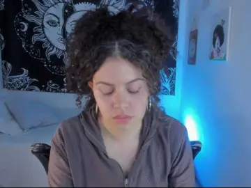 Just-katiex  live sex cam