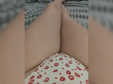 Kiskis-s  live sex cam