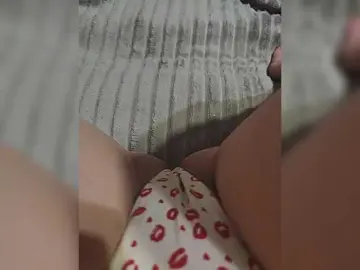 Kiskis-s  live sex cam