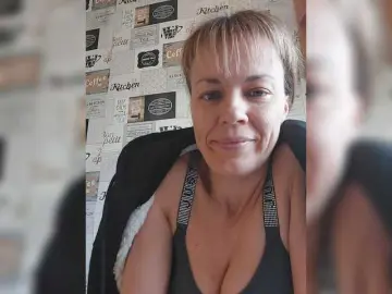 Kissaam  live sex cam