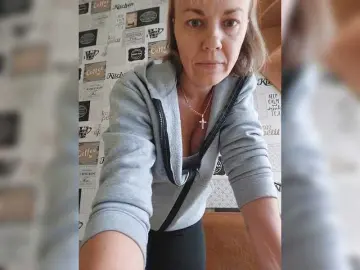 Kissaam  live sex cam