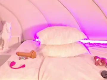 LaylaRhodes  live sex cam