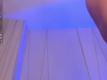 LeahNovac  live sex cam