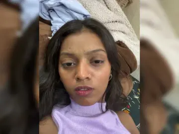 DesireZoya  live sex cam