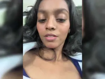 DesireZoya  live sex cam