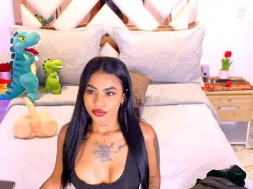 Anneroaa  live sex cam