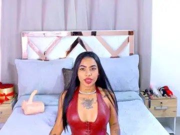 Anneroaa  live sex cam