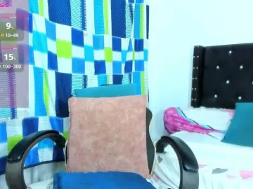 EbonnyLatinx  live sex cam