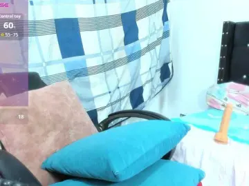 EbonnyLatinx  live sex cam