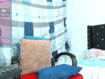 EbonnyLatinx  live sex cam
