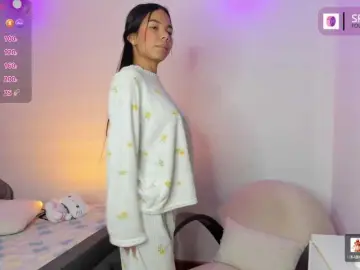 Kaylanee  live sex cam
