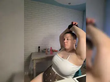 Lady-L  live sex cam